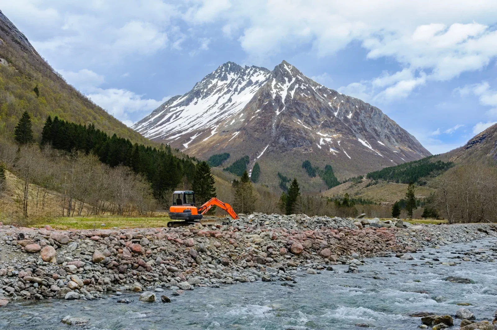 Travaux sur rivière